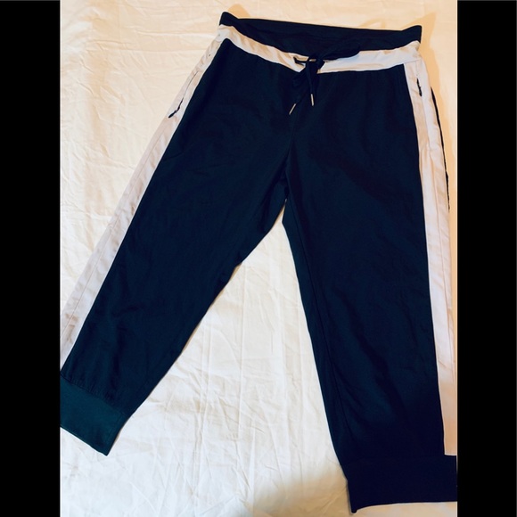Capri joggers pants - Picture 2 of 4